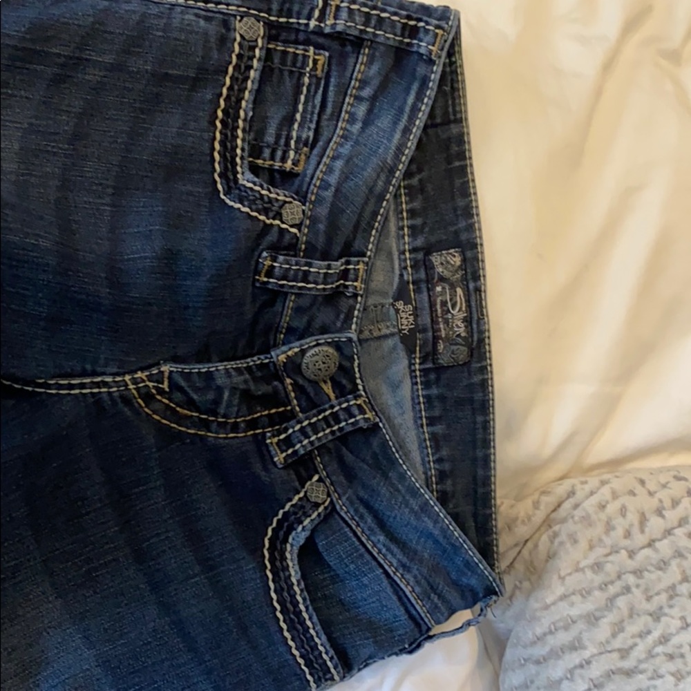 jeans